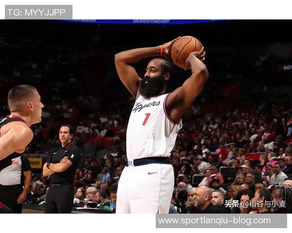 哈登季前赛表现平平场均仅得6分助攻77命中率波动大引发关注
